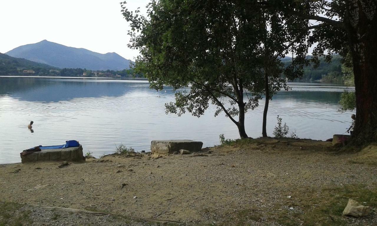 B&B In Riva Al Lago Avigliana Kültér fotó