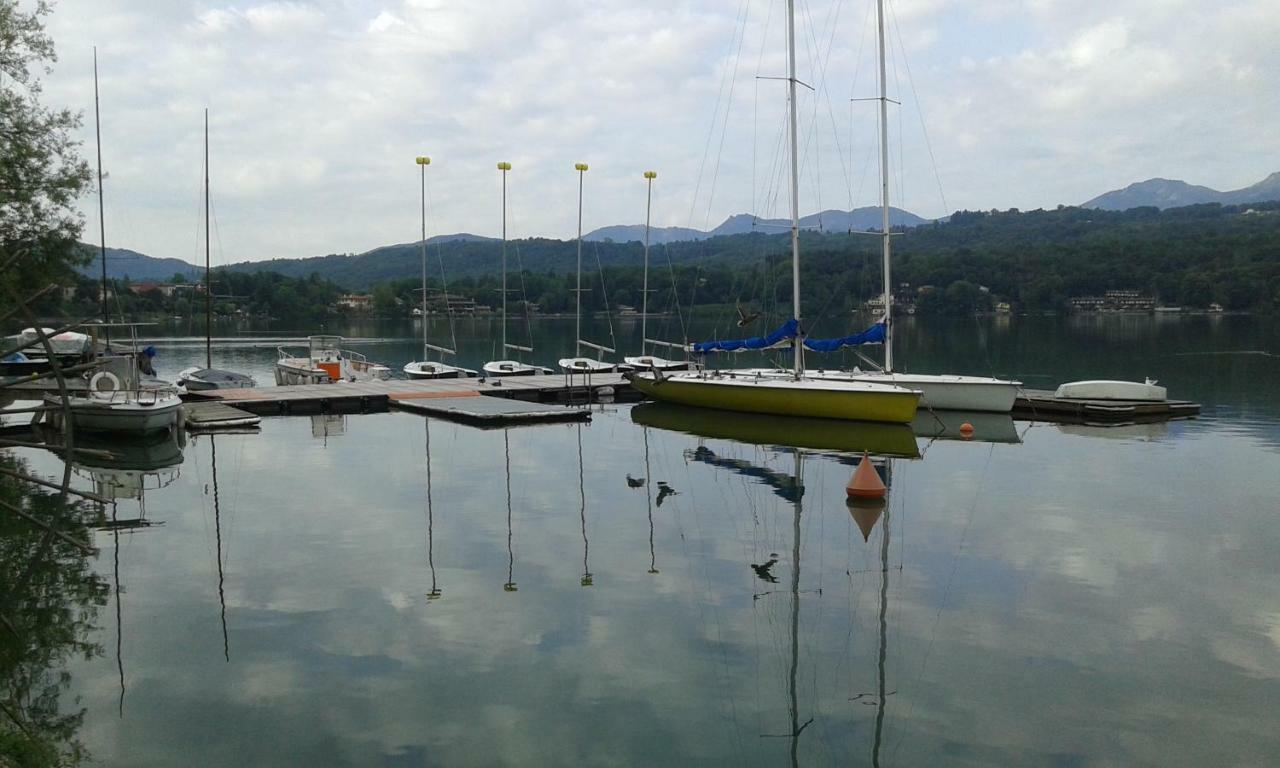 B&B In Riva Al Lago Avigliana Kültér fotó